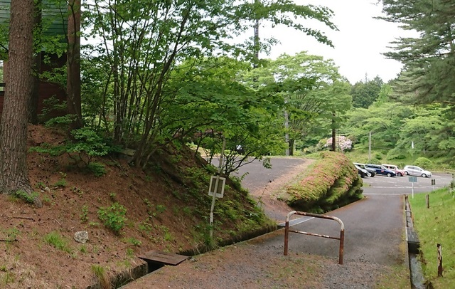 4handa39駐車場.jpg